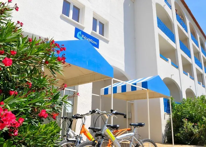 Aparthotel Résidence Goélia Le Grand Bleu 3*